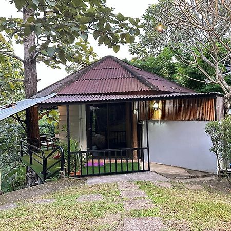 Baansuan Chomchun Hotel Mae Taeng Exterior foto